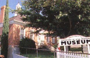 McQuarrie Memorial Museum with the sign in front