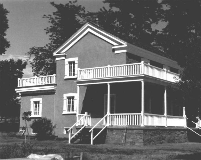 West side of the Covington Mansion