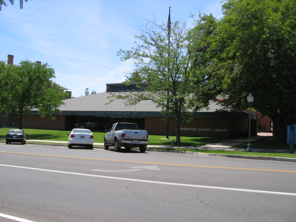 WCHS-00132 Front of the old Washington County Library
