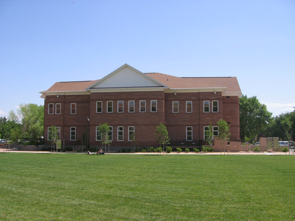 WCHS-00138 Back of the new Washington County Library