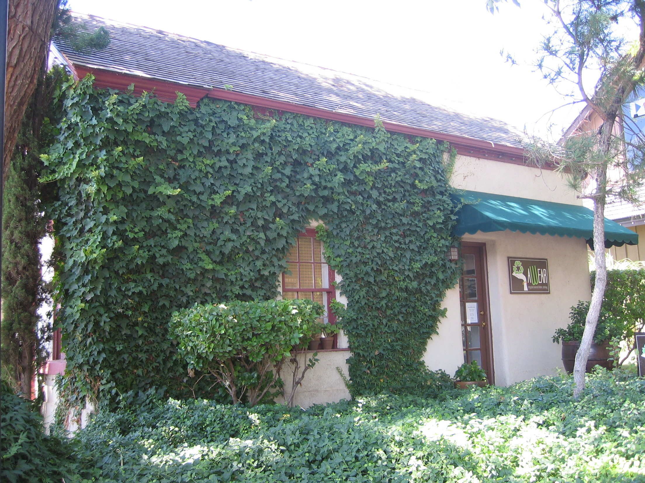 East side of the Gardener's Club Hall