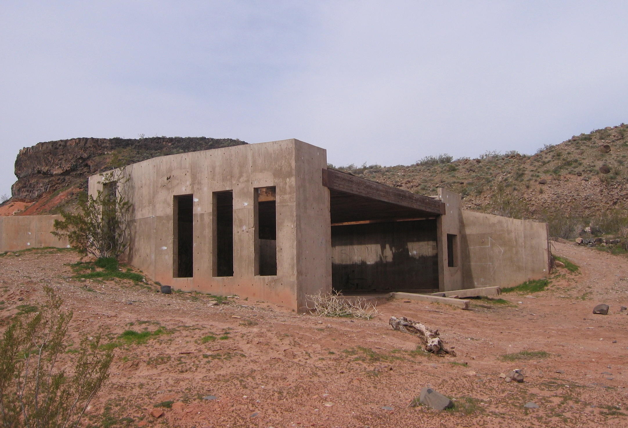 Current remains of the garage