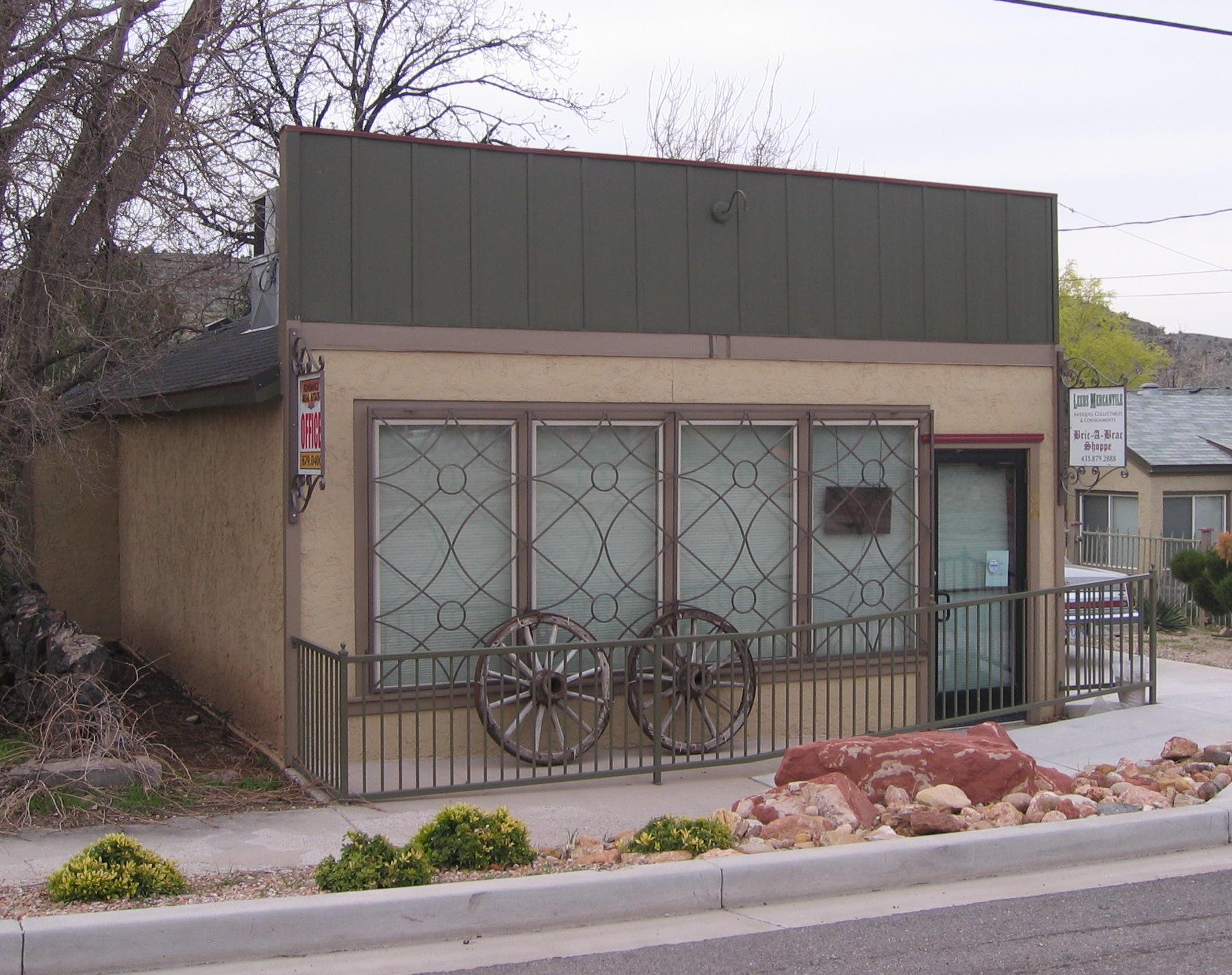 Front of the Leeds Mercantile Building
