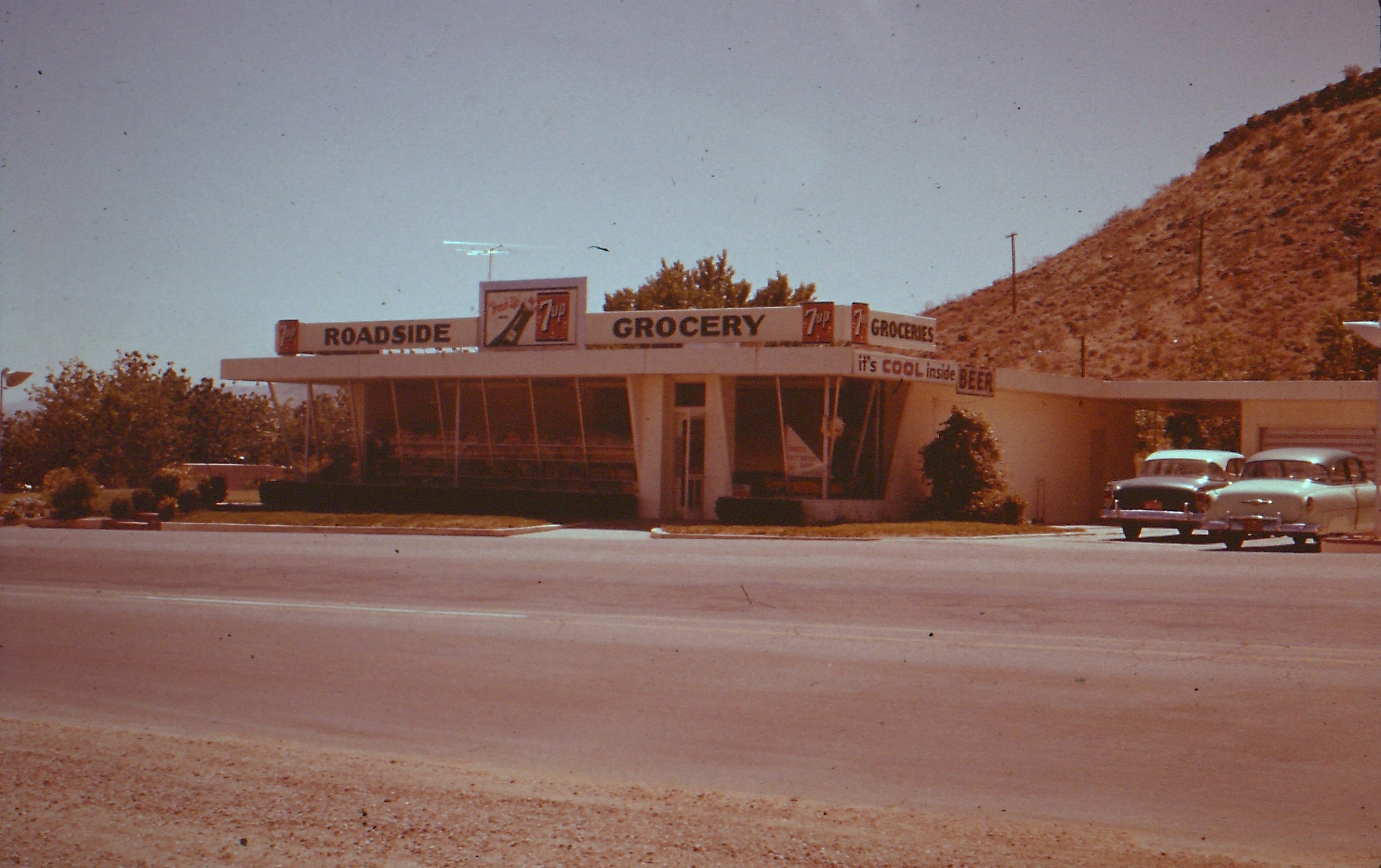 WCHS-00619 Roadside Grocery