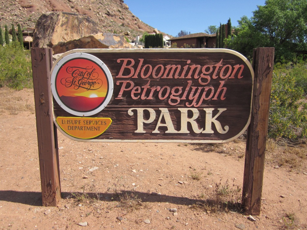 WCHS-00998 &nbsp; Bloomington Petroglyph Park Sign