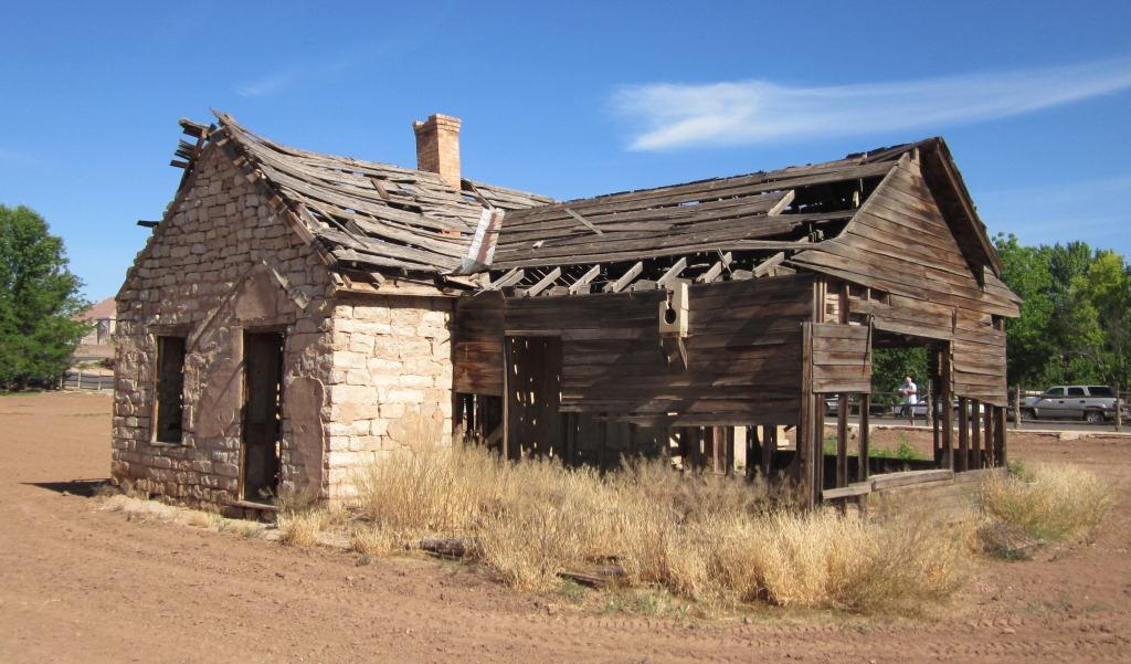 Ern Larson House