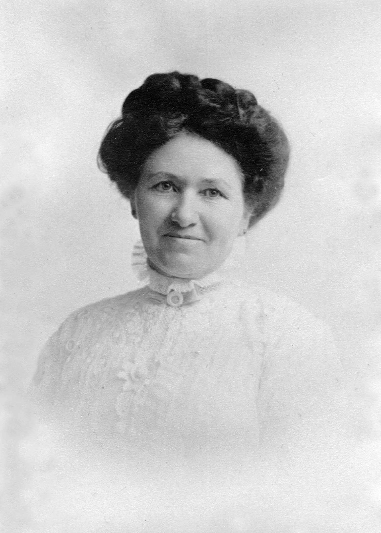 Amelia Leicht Kemple More